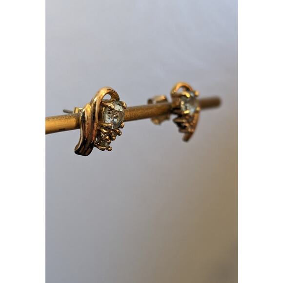 Vintage Unmarked Gold Tone Blue Topaz Rhinestone Post Earrings - Picture 3 of 5